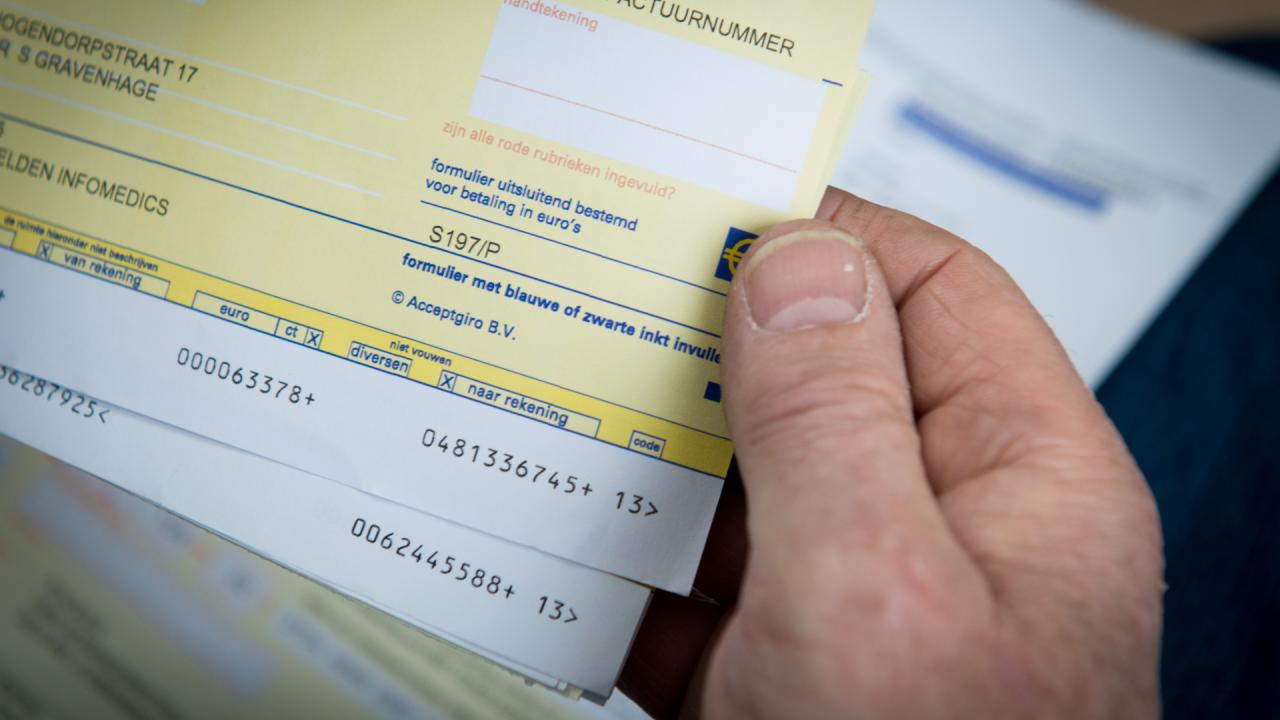 Nibud: Huishoudens zijn meer dan helft van inkomen kwijt aan vaste lasten